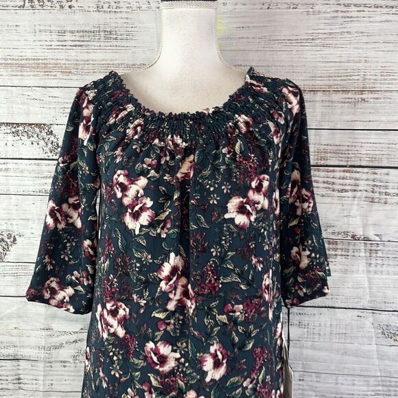 Spirit of Grace Dress size Small Black Berry Floral Teal Stretch Smocked Knee - Picture 3 of 11
